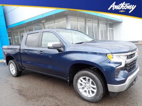 Northsky Blue Metallic Chevrolet Silverado 1500 LT Crew Cab 4x4.  Click to enlarge.