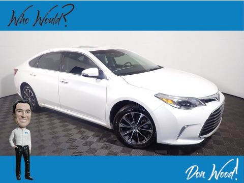 Blizzard White Pearl Toyota Avalon XLE.  Click to enlarge.