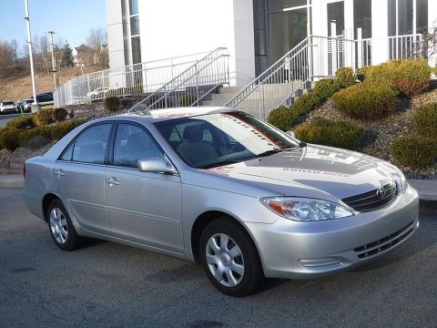 Lunar Mist Metallic Toyota Camry LE.  Click to enlarge.