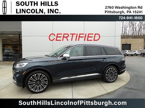 Flight Blue Lincoln Aviator Black Label AWD.  Click to enlarge.