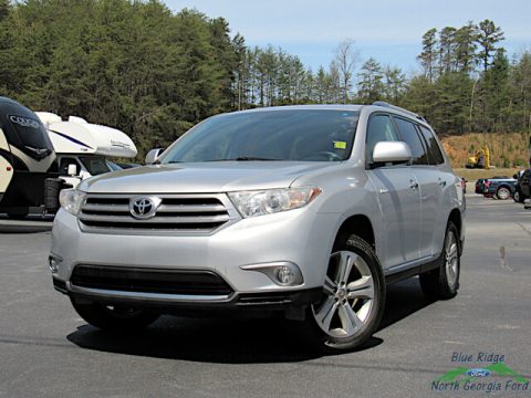 Classic Silver Metallic Toyota Highlander Limited.  Click to enlarge.