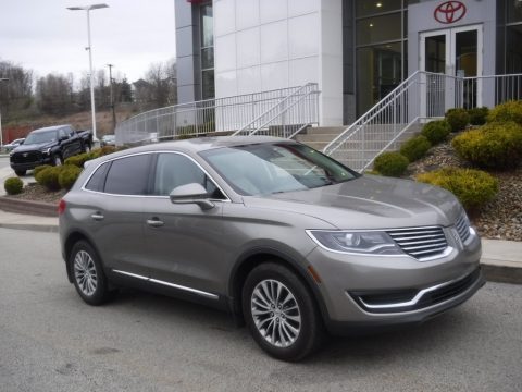 Luxe Metallic Lincoln MKX Select AWD.  Click to enlarge.