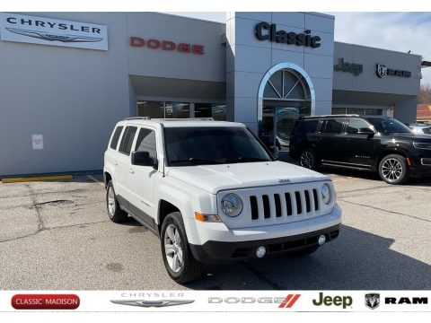 Bright White Jeep Patriot Latitude 4x4.  Click to enlarge.