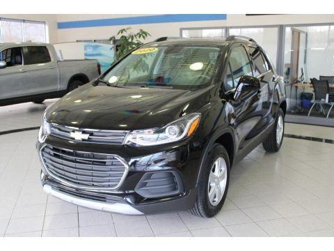 Mosaic Black Metallic Chevrolet Trax LT AWD.  Click to enlarge.