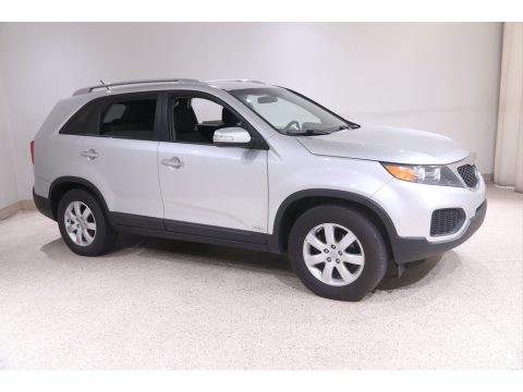 Bright Silver Kia Sorento LX V6 AWD.  Click to enlarge.