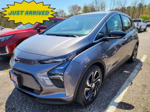 Gray Ghost Metallic Chevrolet Bolt EV LT.  Click to enlarge.