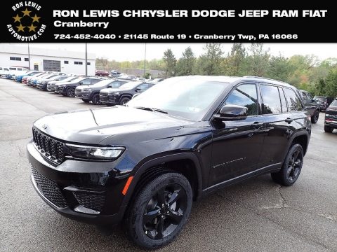 Diamond Black Crystal Pearl Jeep Grand Cherokee Altitude 4x4. Click to enlarge. Diamond Black Crystal Pearl Jeep Grand Cherokee Altitude 4x4. Click to enlarge.