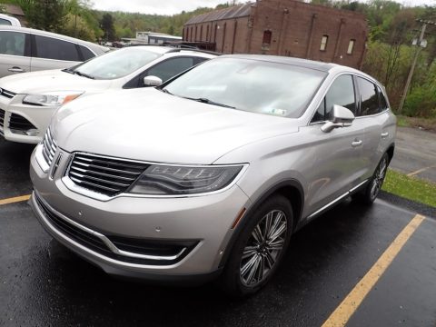 Ingot Silver Lincoln MKX Black Label AWD.  Click to enlarge.