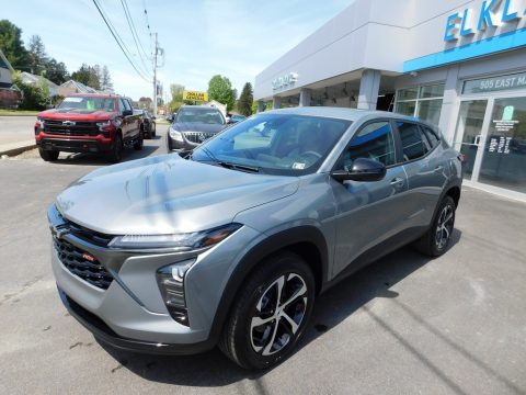 Sterling Gray Metallic Chevrolet Trax RS.  Click to enlarge.