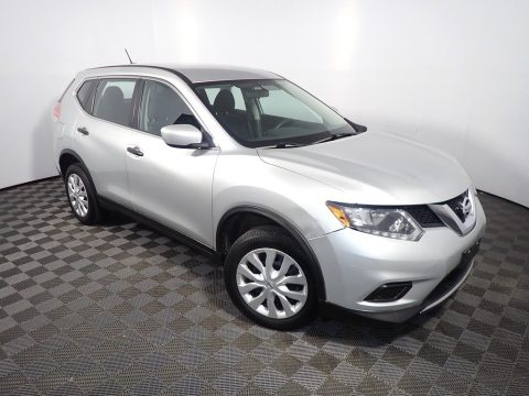 Brilliant Silver Nissan Rogue S AWD.  Click to enlarge.