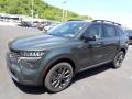 Front 3/4 View of 2023 Kia Sorento X-Line EX AWD #4