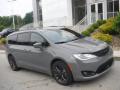 Front 3/4 View of 2020 Chrysler Pacifica Launch Edition AWD #1