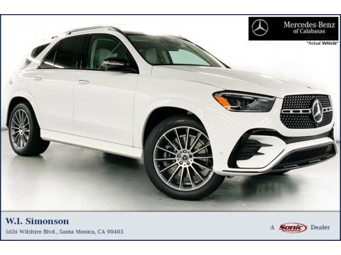 Polar White Mercedes-Benz GLE 350 4Matic.  Click to enlarge.