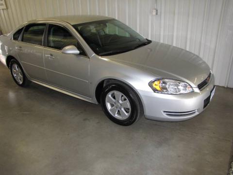 Silver Ice Metallic Chevrolet Impala LT.  Click to enlarge.