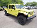 Front 3/4 View of 2023 Jeep Gladiator Mojave 4x4 #8