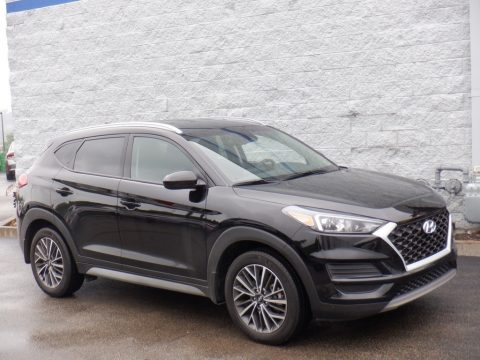 Black Noir Pearl Hyundai Tucson SEL AWD.  Click to enlarge.