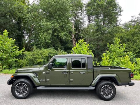 Sarge Green Jeep Gladiator Overland 4x4.  Click to enlarge.