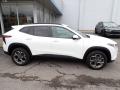  2024 Chevrolet Trax Summit White #2