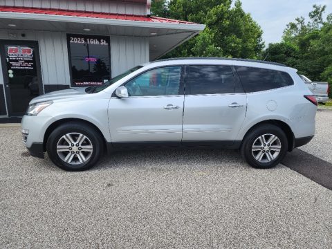 Silver Ice Metallic Chevrolet Traverse LT AWD.  Click to enlarge.