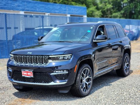 Midnight Sky Jeep Grand Cherokee Summit Reserve 4XE.  Click to enlarge.