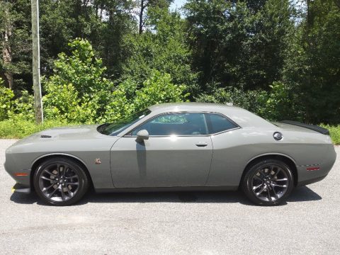 Destroyer Grey Dodge Challenger R/T Scat Pack Plus.  Click to enlarge.