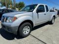 Front 3/4 View of 2009 Nissan Frontier SE King Cab #3