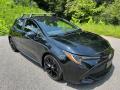 Front 3/4 View of 2022 Toyota Corolla Hatchback SE Nightshade Edition #4