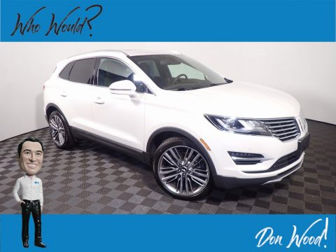 White Platinum Metallic Tri-Coat Lincoln MKC Reserve AWD.  Click to enlarge.