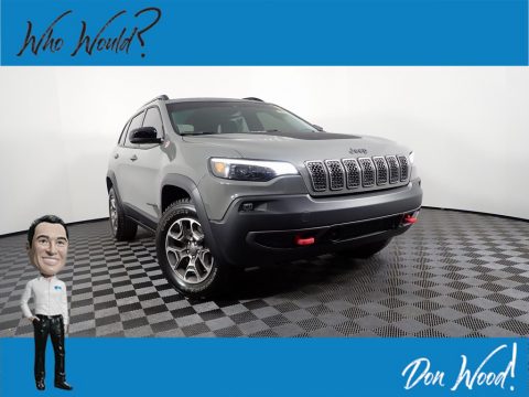 Sting-Gray Jeep Cherokee Trailhawk 4x4.  Click to enlarge.