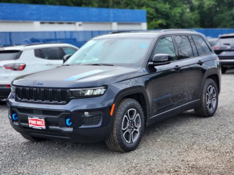 Midnight Sky Jeep Grand Cherokee Trailhawk 4XE.  Click to enlarge.