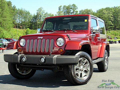 Red Rock Crystal Pearl Jeep Wrangler Sahara 4x4.  Click to enlarge.