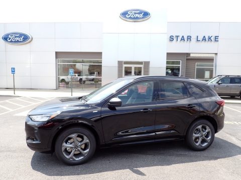 Agate Black Metallic Ford Escape ST-Line AWD.  Click to enlarge.