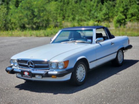 Arctic White Mercedes-Benz SL Class 560 SL Roadster.  Click to enlarge.