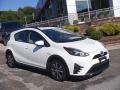 Front 3/4 View of 2018 Toyota Prius c One #1