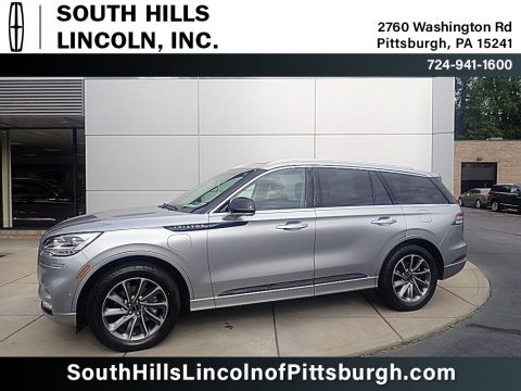 Silver Radiance Lincoln Aviator Grand Touring AWD.  Click to enlarge.