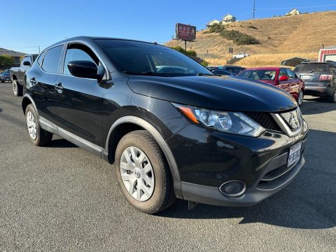 Magnetic Black Nissan Rogue Sport S.  Click to enlarge.