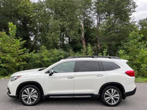 Crystal White Pearl Subaru Ascent Touring.  Click to enlarge.