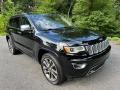 Front 3/4 View of 2017 Jeep Grand Cherokee Overland 4x4 #5