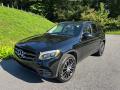 Front 3/4 View of 2016 Mercedes-Benz GLC 300 4Matic #3
