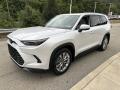 Front 3/4 View of 2024 Toyota Grand Highlander Platinum AWD #7