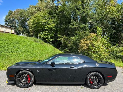 Pitch Black Dodge Challenger SRT Hellcat JailBreak.  Click to enlarge.