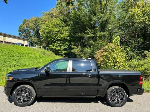 Diamond Black Crystal Pearl Ram 1500 Limited Night Edition Crew Cab 4x4.  Click to enlarge.