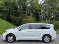 2023 Chrysler Pacifica Touring L Bright White