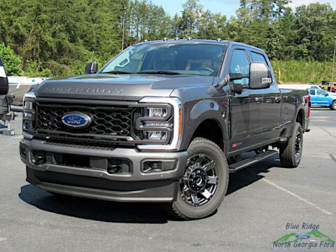 Carbonized Gray Metallic Ford F250 Super Duty Lariat Crew Cab 4x4.  Click to enlarge.