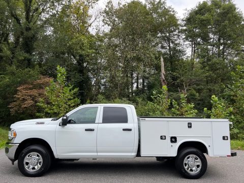 Bright White Ram 2500 Tradesman Crew Cab 4x4 Chassis.  Click to enlarge.