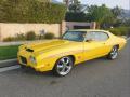 Front 3/4 View of 1971 Pontiac GTO Hardtop Coupe #3