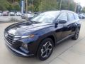 Front 3/4 View of 2024 Hyundai Tucson SEL Convenience Hybrid AWD #7