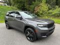 Front 3/4 View of 2022 Jeep Grand Cherokee L Altitude #4