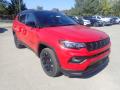 Front 3/4 View of 2023 Jeep Compass Altitude 4x4 #8