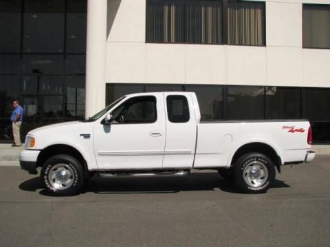 Oxford White Ford F150 XLT Extended Cab 4x4.  Click to enlarge.